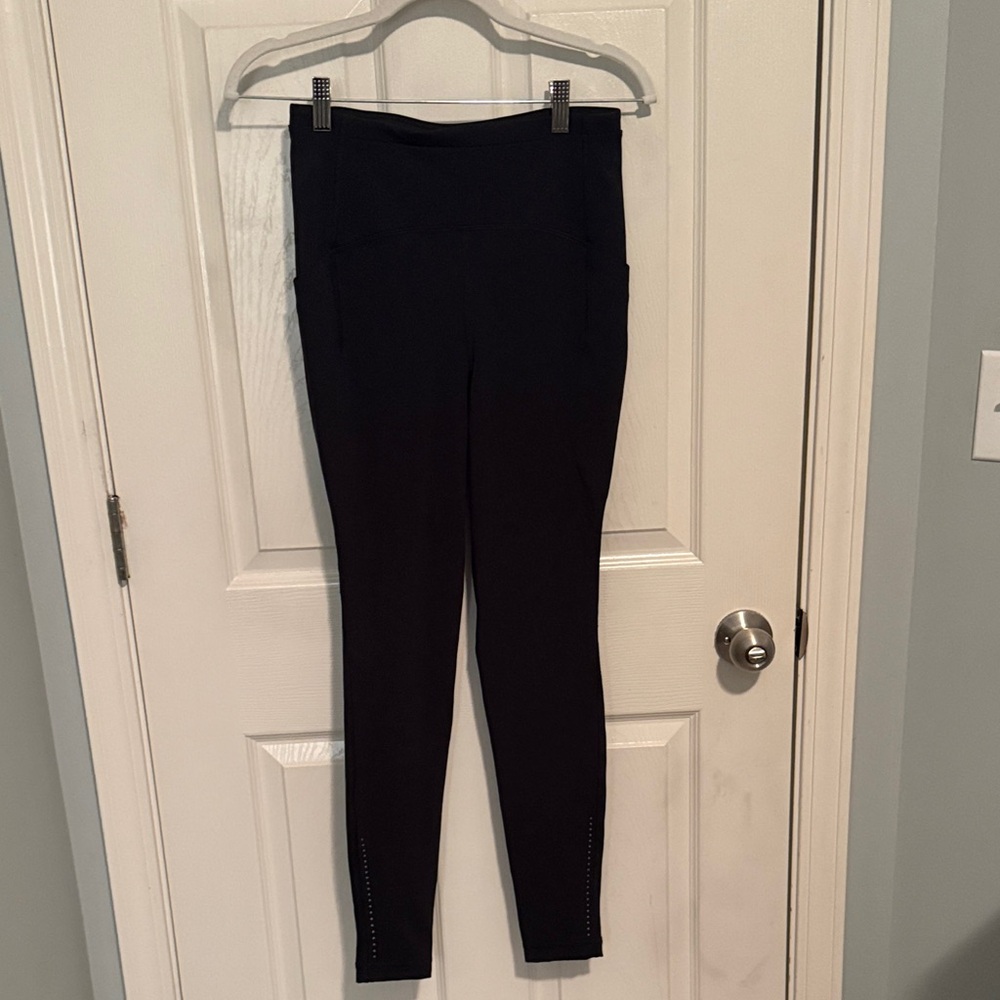 Lululemon Women's Black Leggings Size 6